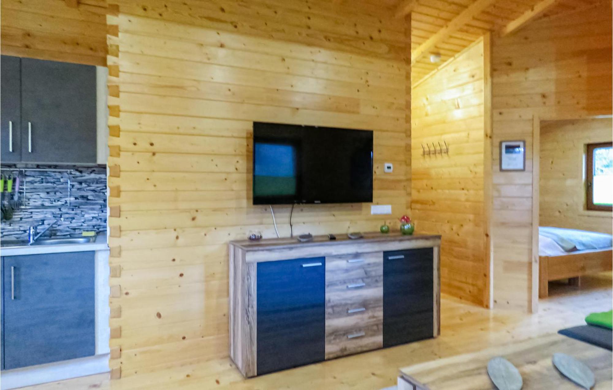 Lovely Home In Merzalben With Wifi Exterior foto